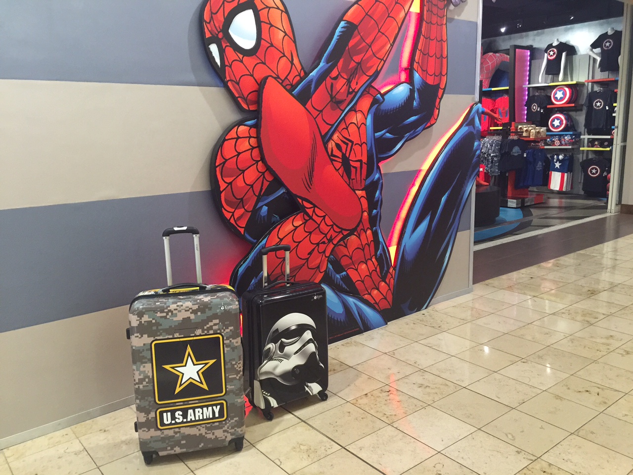 free-luggage-future-travel-baggage-futuristic-global-technology-fee-fees-airline-mobile-billboard-advertisement-advertising-advertise